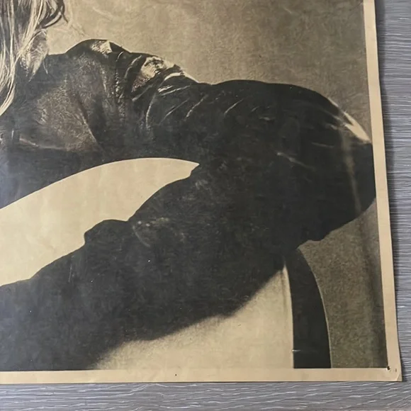 Vintage Kurt Cobain (lead singer of Nirvana) Paper Poster - Picture 3 of 3